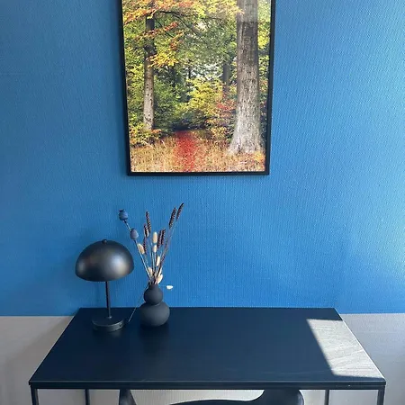 Couette-café Quiet Blue 2 On Pedestrian Street 3*